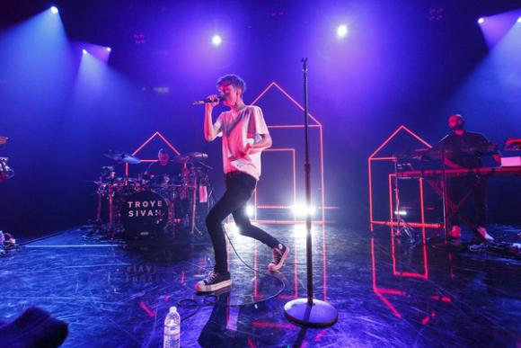 Troye Sivan at Nob Hill Masonic Center